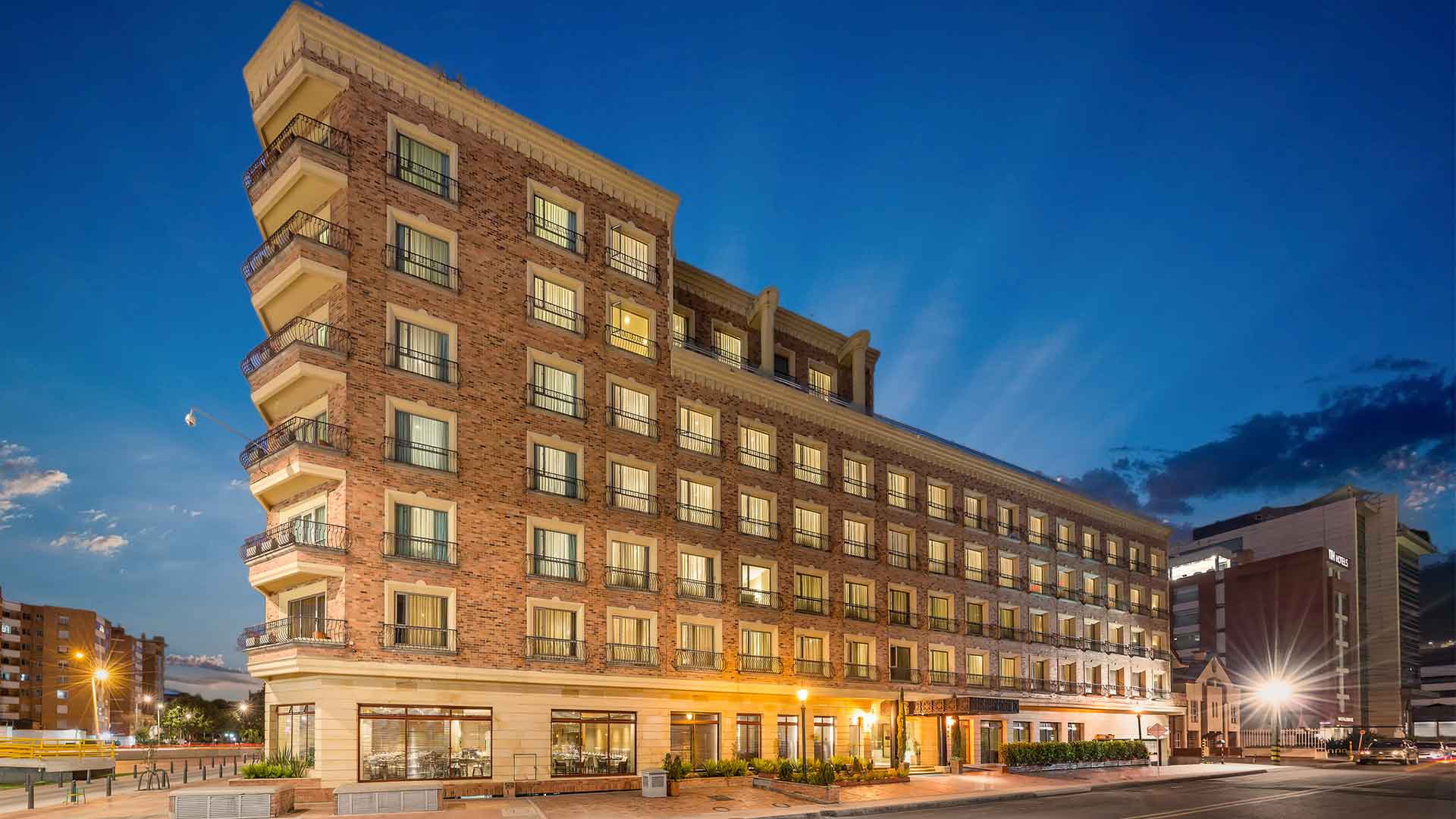 Casa Dann Carlton Hotel & Spa