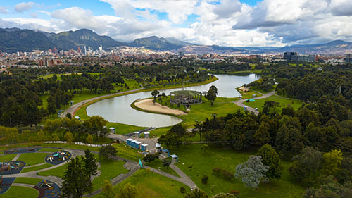 Parque Simón Bolívar Ricardobaez Aea