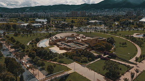 Biblioteca Virgilio Barco Ricardo Báez