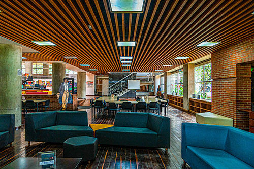 Biblioteca el Tunal Gabriel Rcía Márquez
