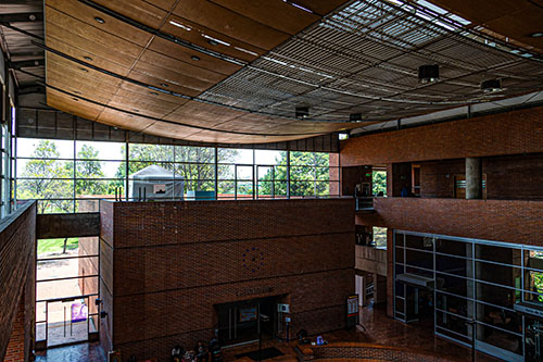 Biblioteca el Tunal Gabriel Rcía Márquez