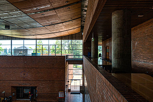 Biblioteca el Tunal Gabriel Rcía Márquez