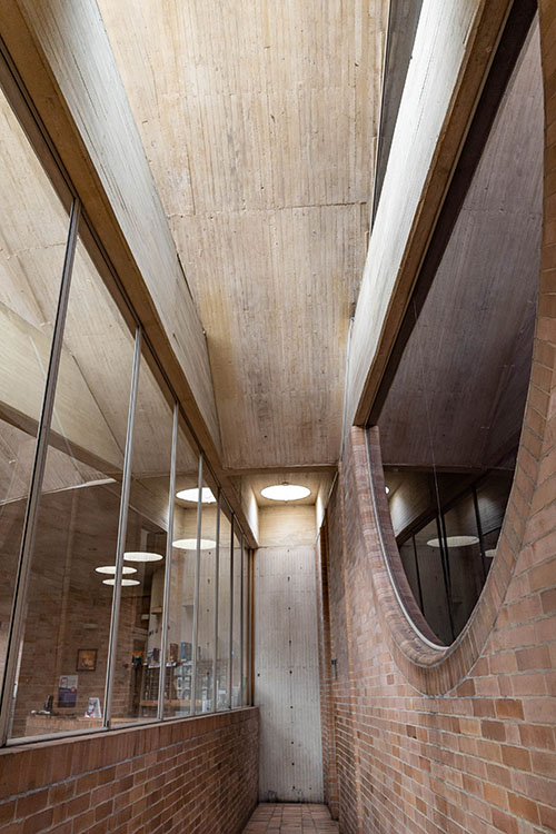 Biblioteca Virgilio Barco