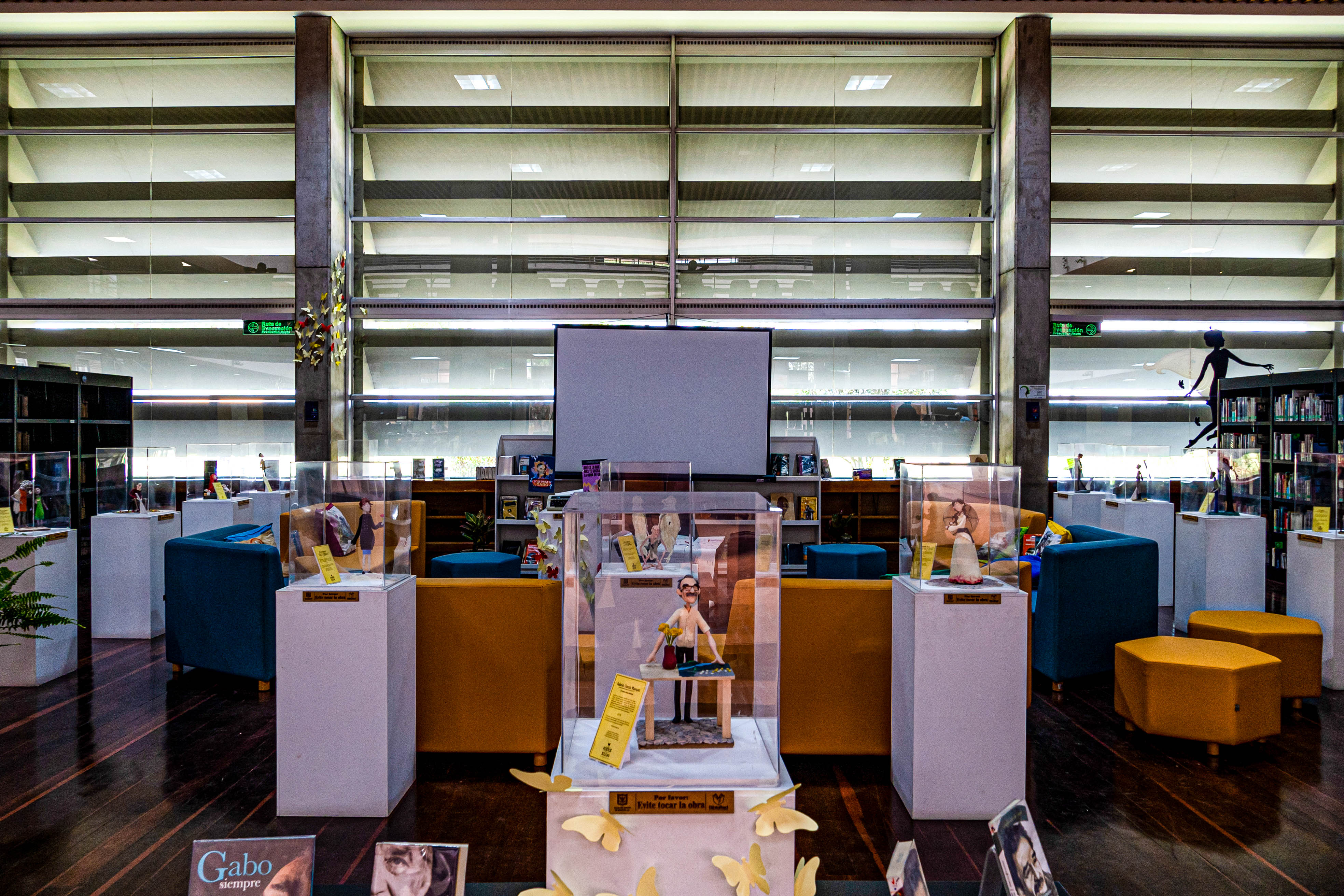Biblioteca el Tunal Gabriel Rcía Márquez