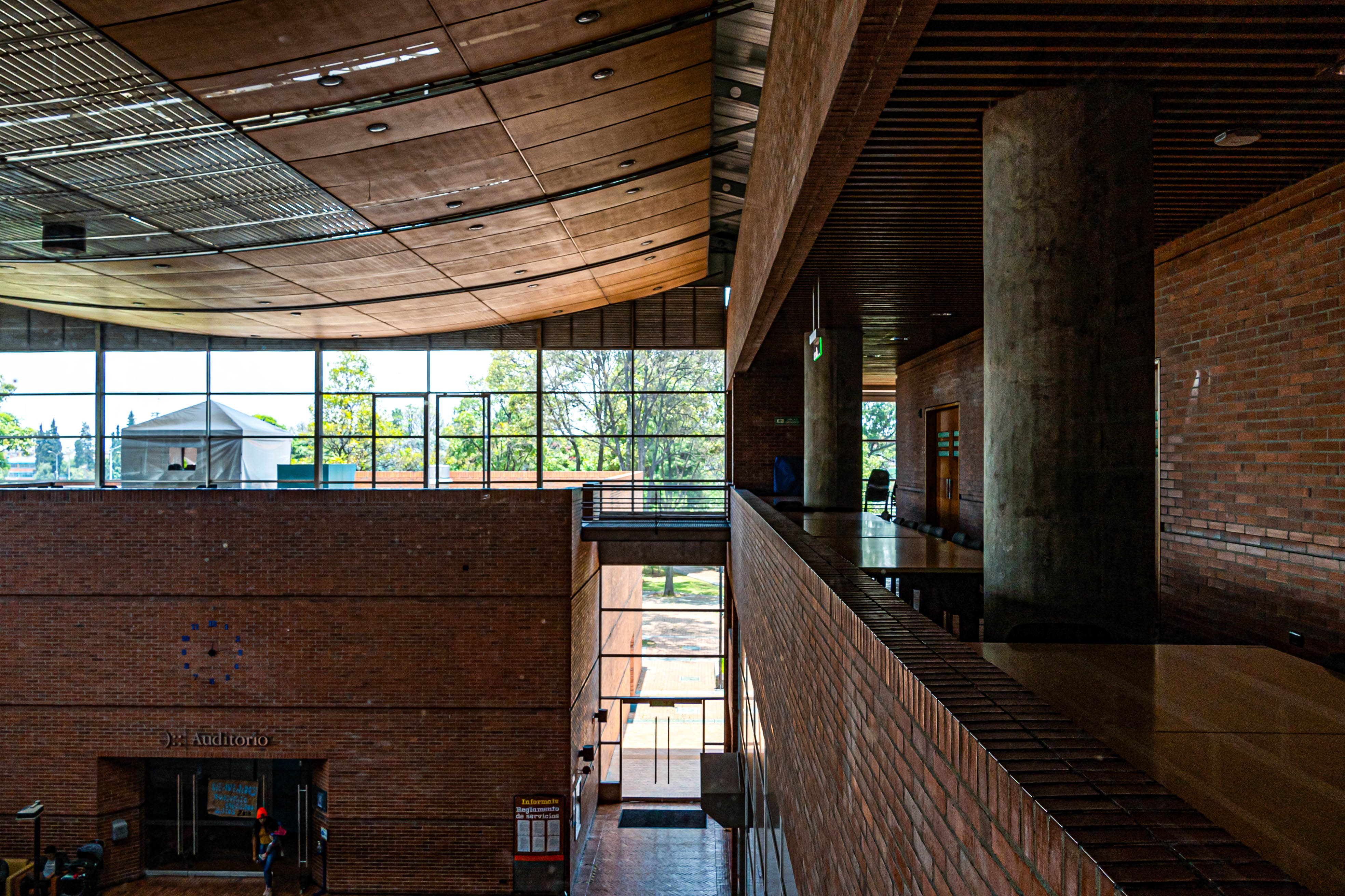 Biblioteca el Tunal Gabriel Rcía Márquez