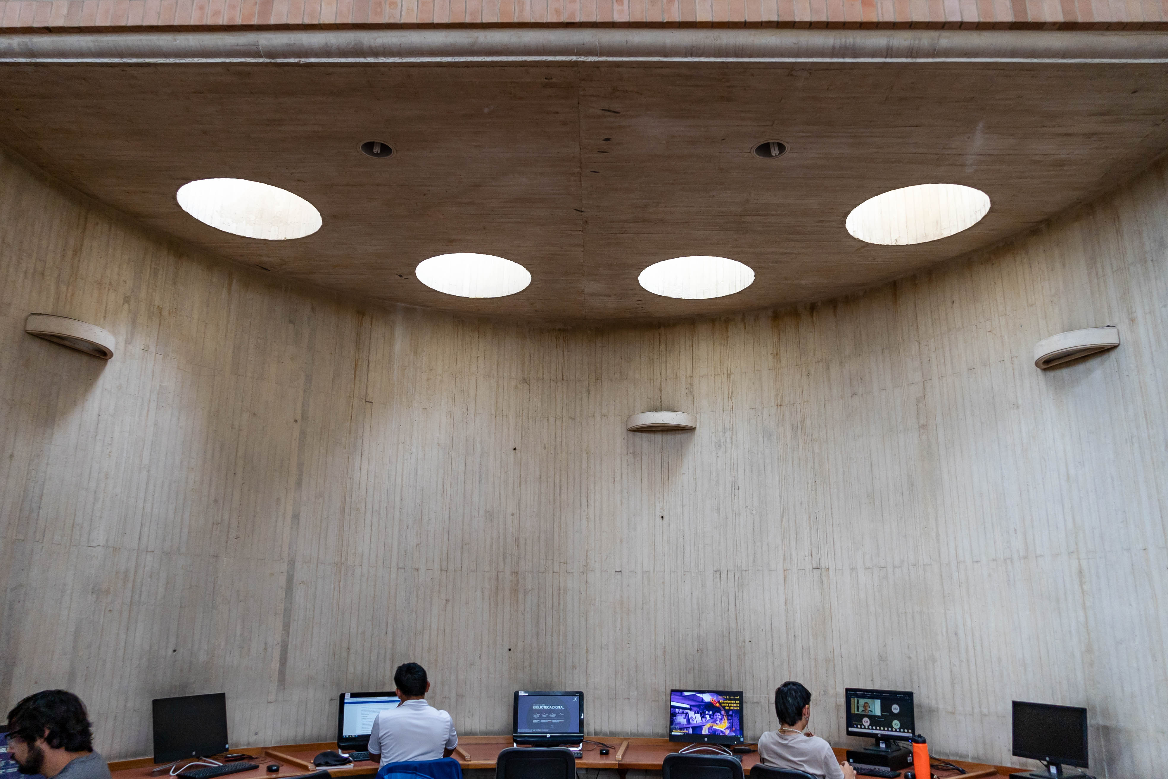 Biblioteca Virgilio Barco