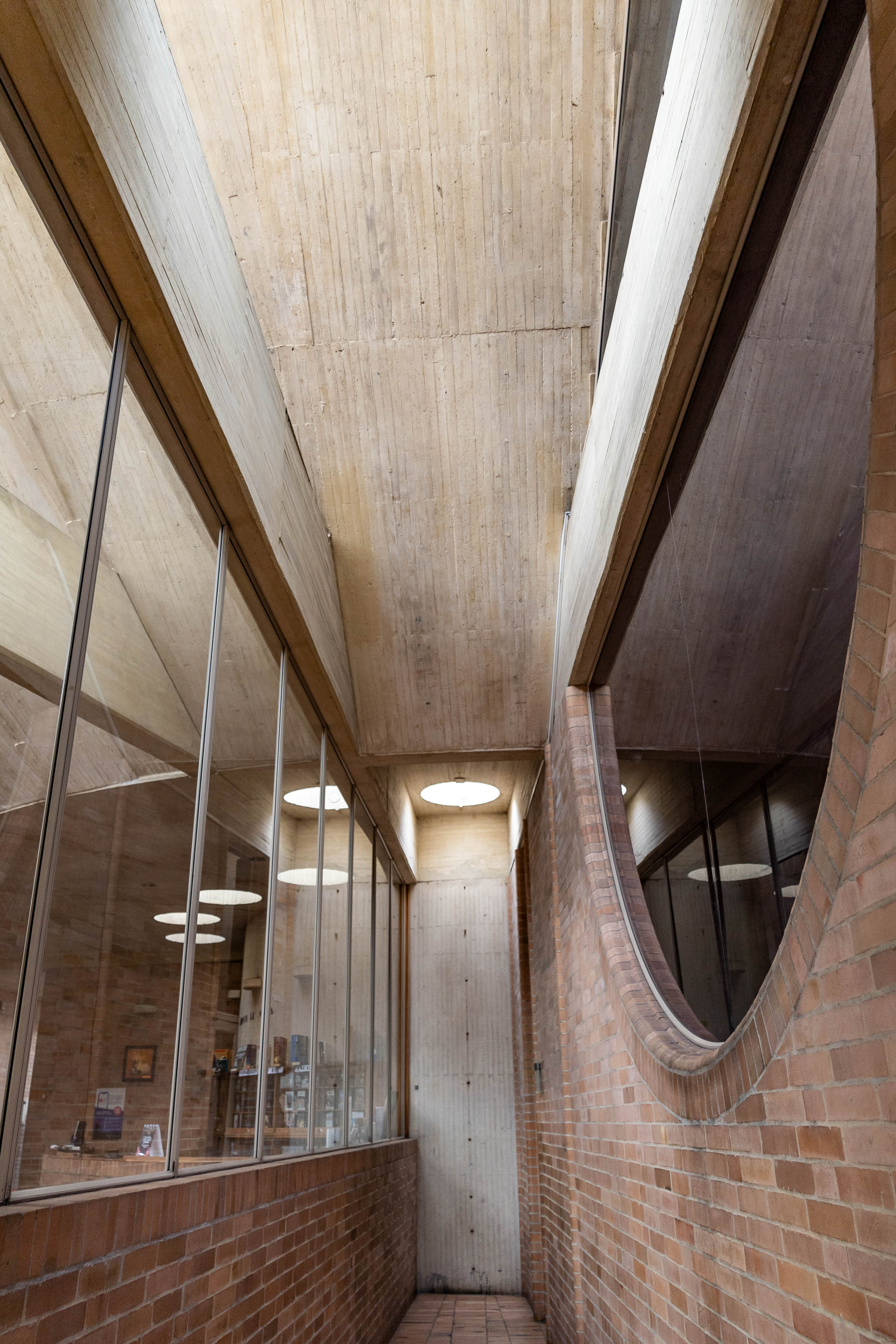 Biblioteca Virgilio Barco
