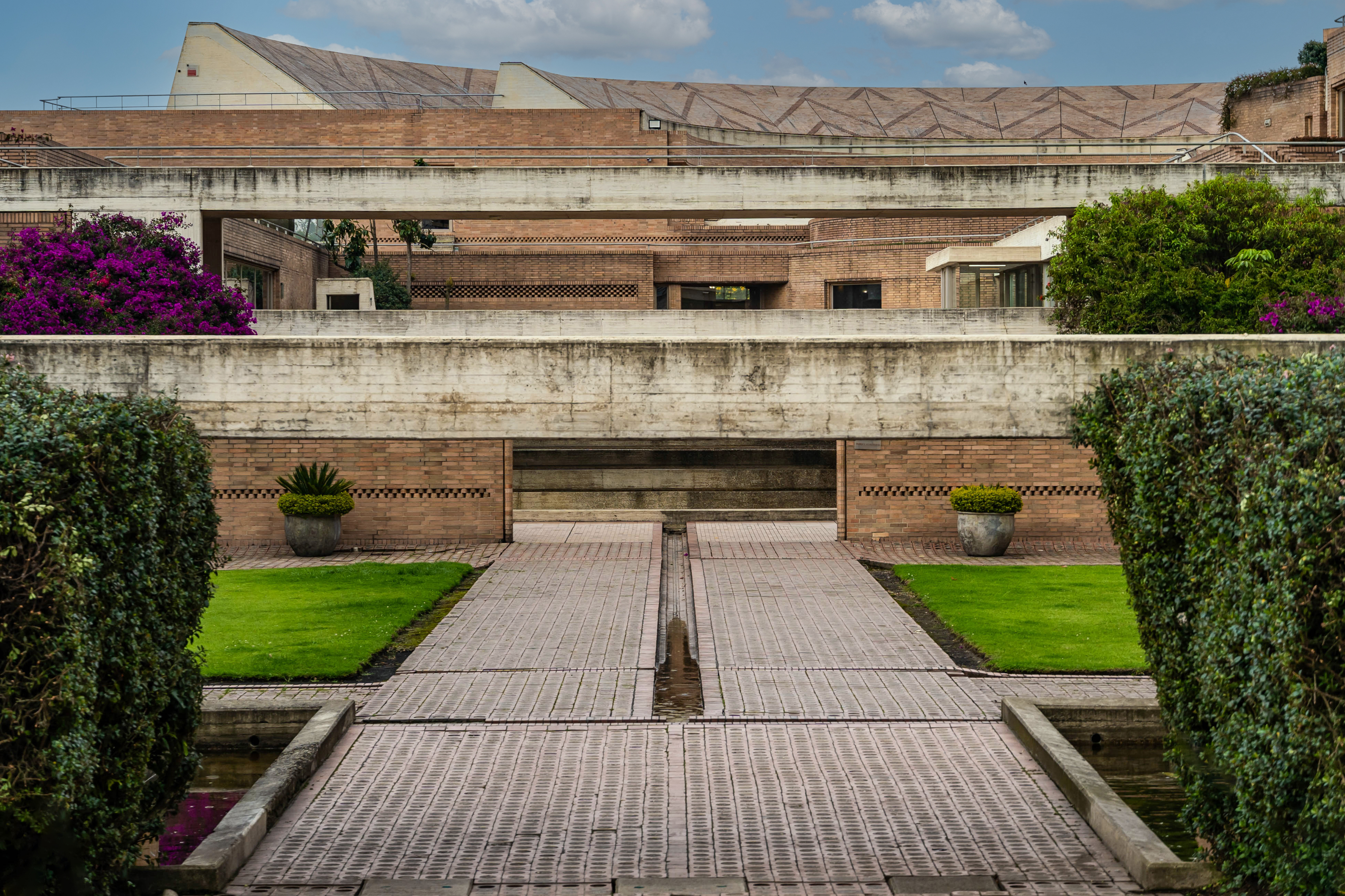 Biblioteca Virgilio Barco