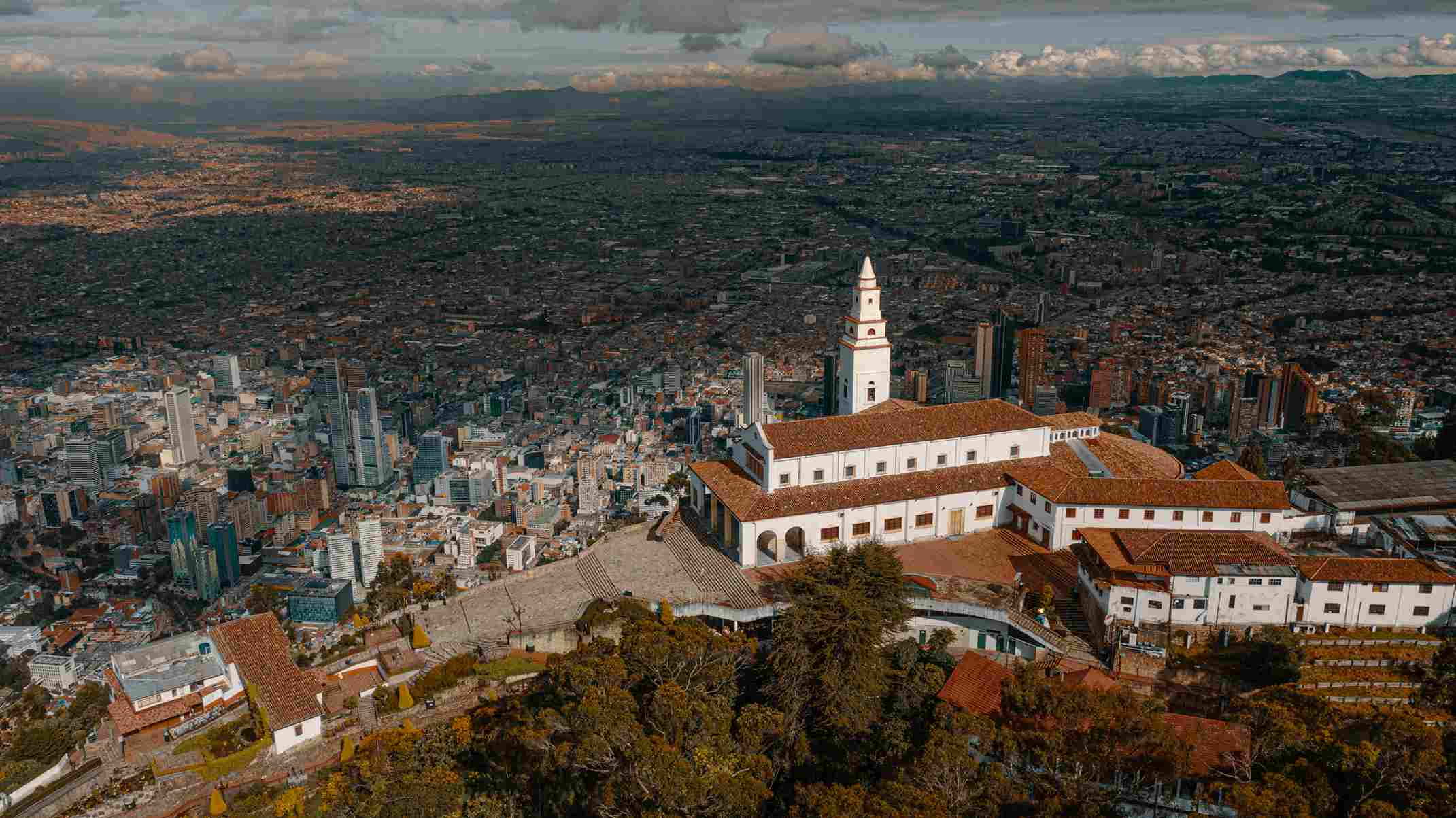  Monserrate es y será uno de los imperdibles de Bogotá. Foto: Ricardo Báez - IDT