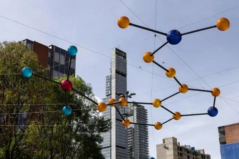 Las 7 obras recomendadas (y gratuitas) que no te puedes perder de la Bienal Internacional de Arte, BOG25