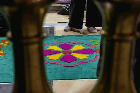 Bogotá recibe una tradición milenaria: una alfombra de Guatemala florece en la Catedral Primada de Bogotá