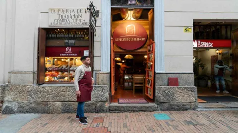 La Puerta de la Tradición 