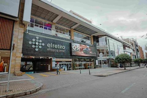 Centro Comercial El Retiro