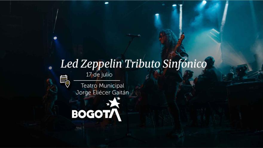 Concierto en vivo con un bajista e iluminación azul para el evento "Led Zeppelin Tributo Sinfónico" en Bogotá.