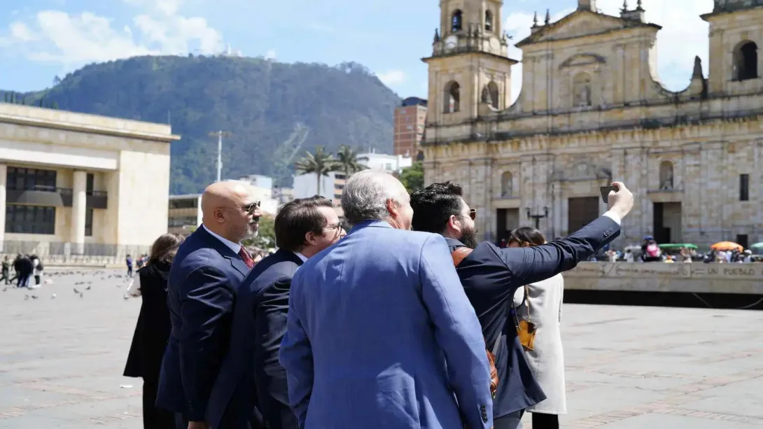 ¿Ya sabes cómo estar conectado en Bogotá?