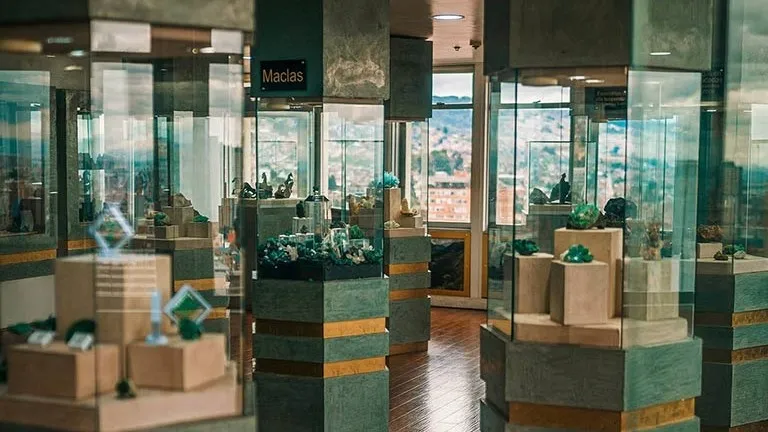 Joyería y esmeraldas